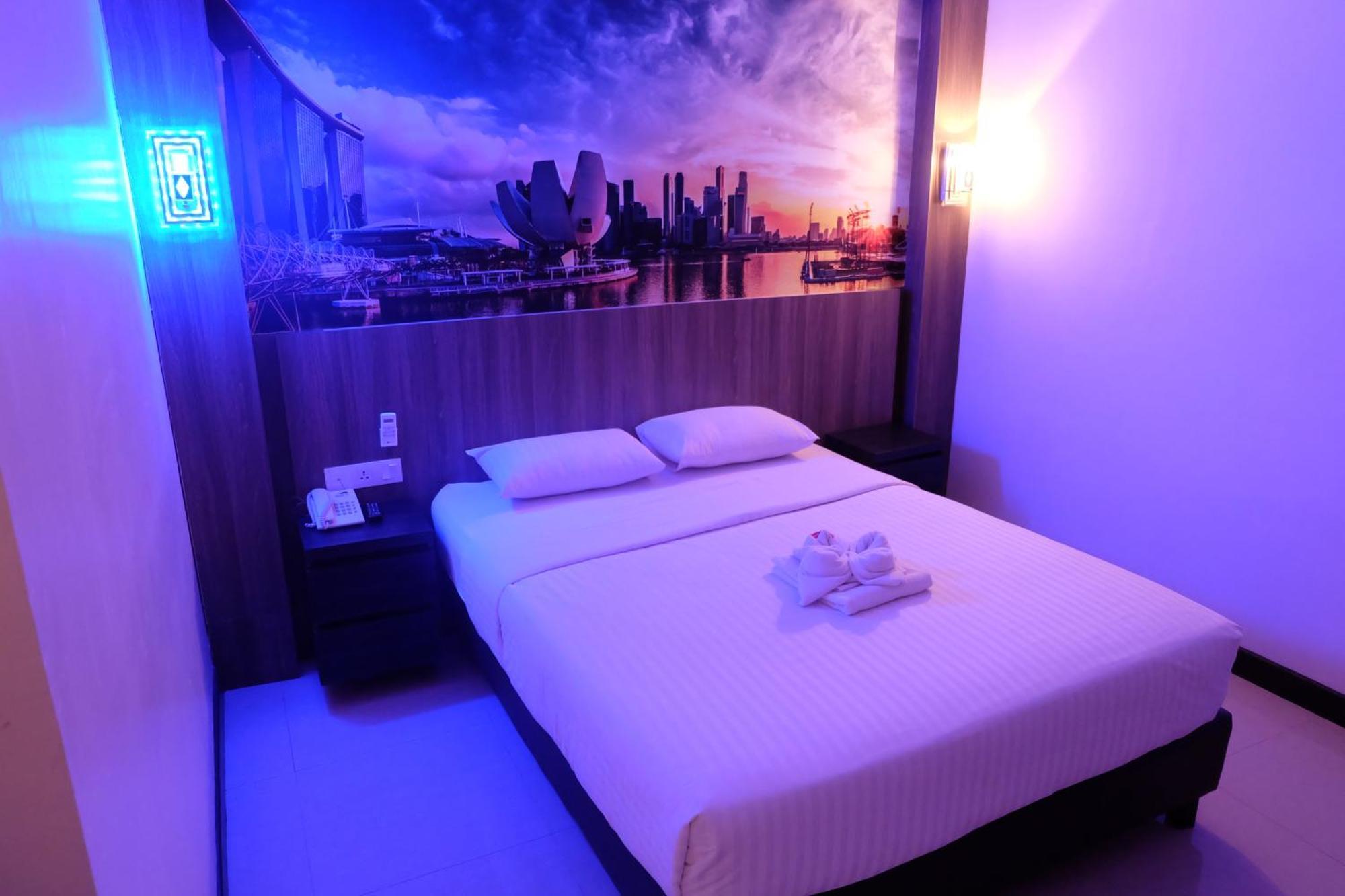 Hotel My Home Sintang Экстерьер фото